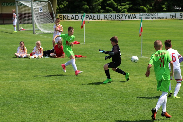 格里马尔多：上半场我们不得不追着本菲卡跑，还好最终赢了