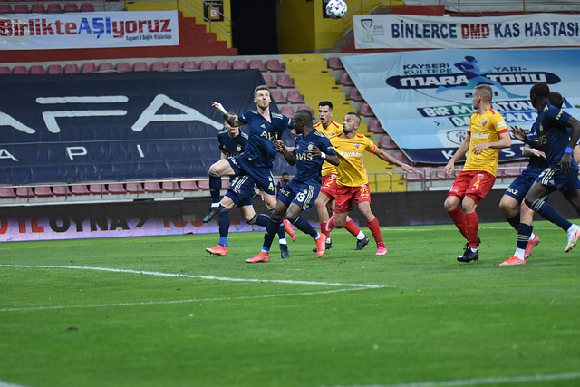 替补席没啥存在感！湖人首发5虎合砍102分