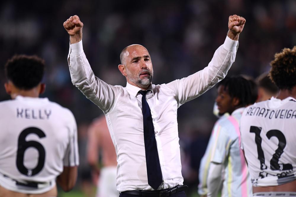 英媒：土耳其一名银行女经理诈骗球员3300万镑，被判入狱102年