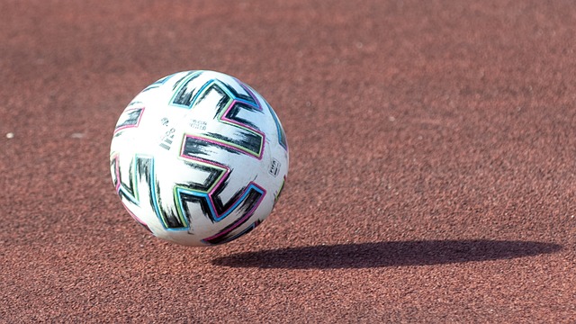 憑藉顯著的 憑藉顯著的